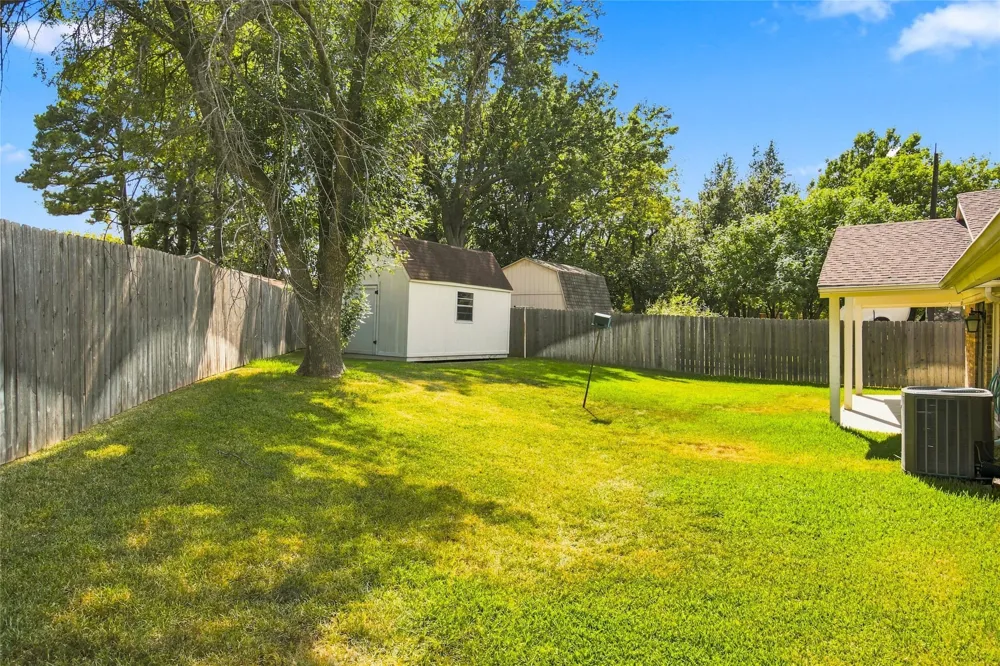 820 E Windsor Drive Denton, TX 76209