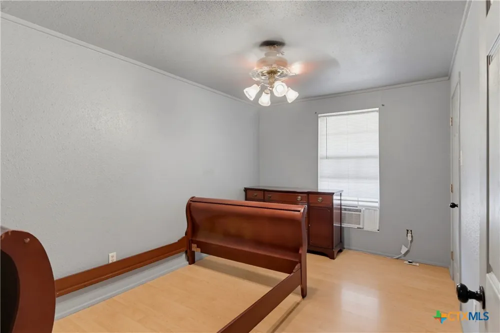 4054 Fm 466 Seguin, TX 78155