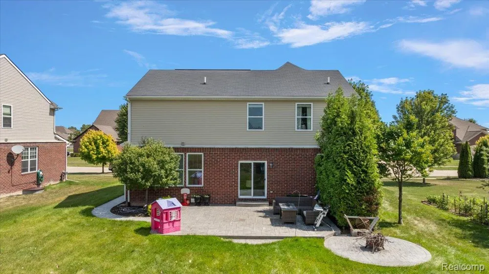 50647 Bredenbury Drive Macomb Township, MI 48044