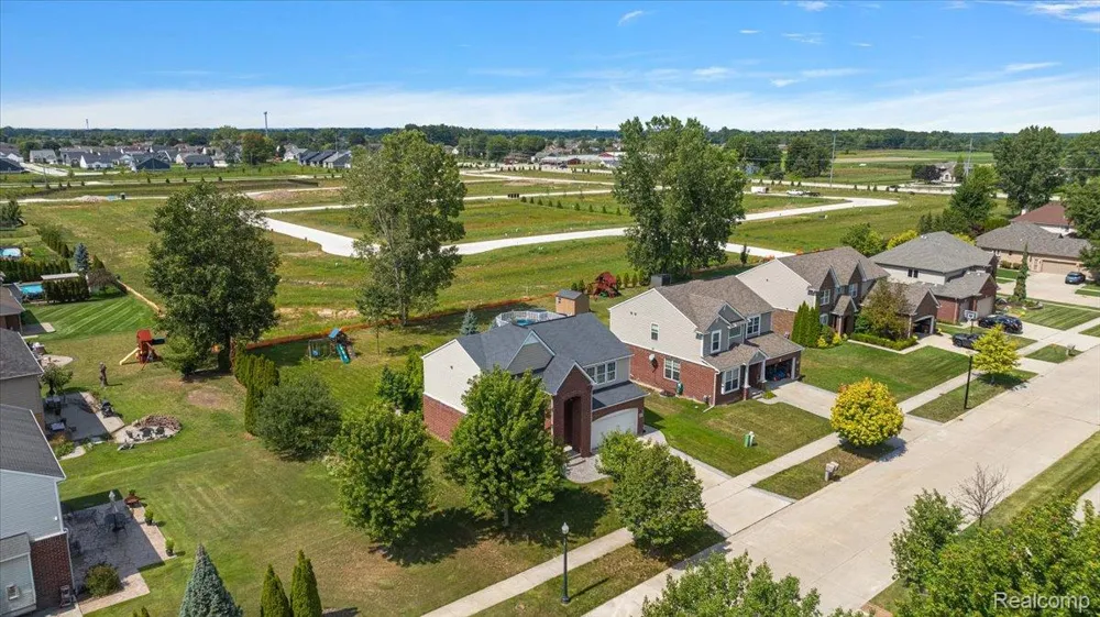 50647 Bredenbury Drive Macomb Township, MI 48044