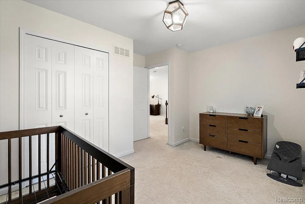 50647 Bredenbury Drive Macomb Township, MI 48044