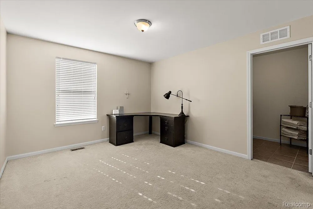50647 Bredenbury Drive Macomb Township, MI 48044