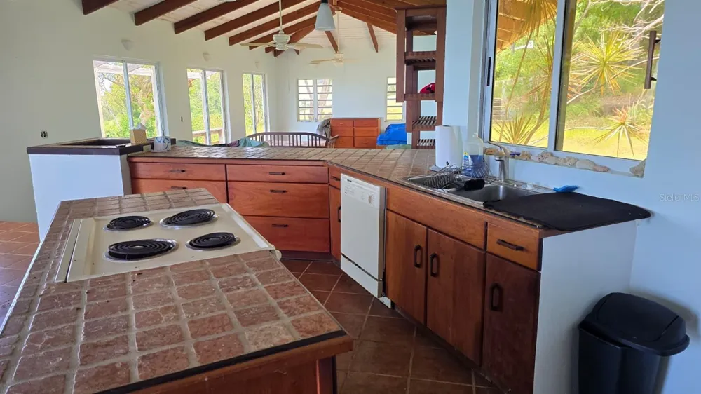 25 BARRIO SAN ISIDRO Culebra, PR 00775