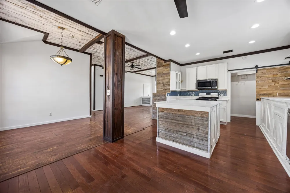 6502 Bramber Lane Austin, TX 78754