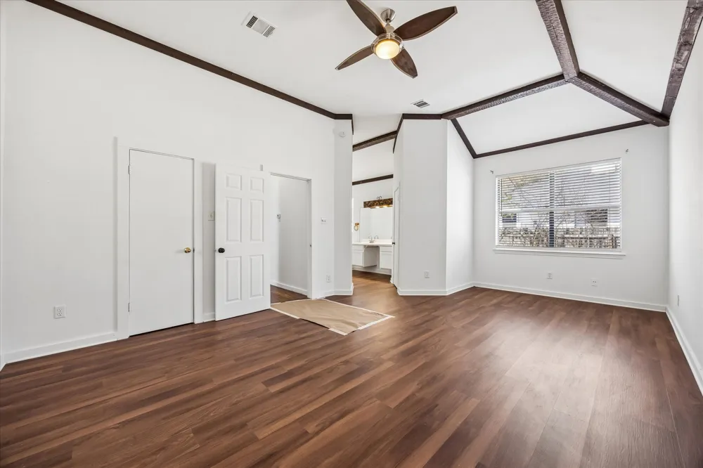 6502 Bramber Lane Austin, TX 78754