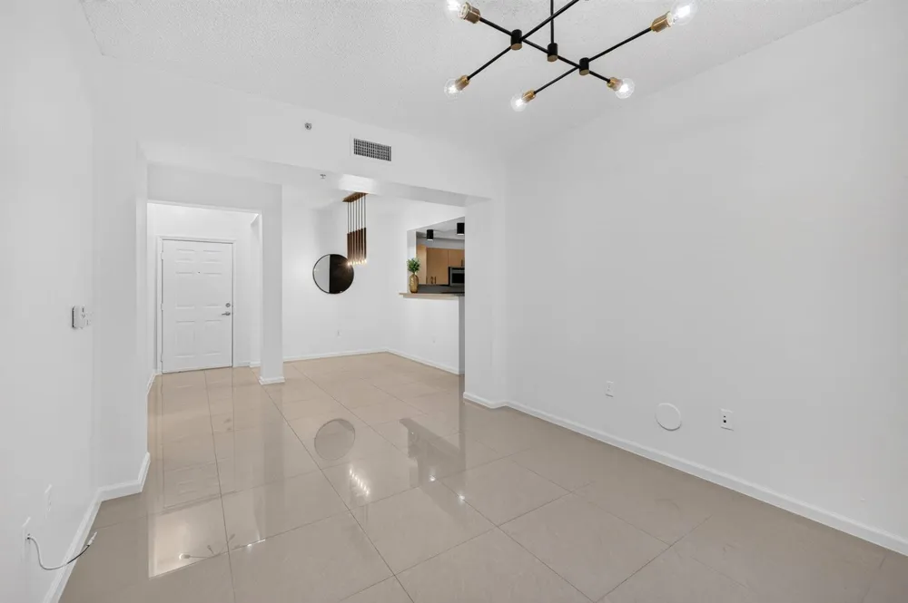 533 NE 3rd Avenue #125 Fort Lauderdale, FL 33301