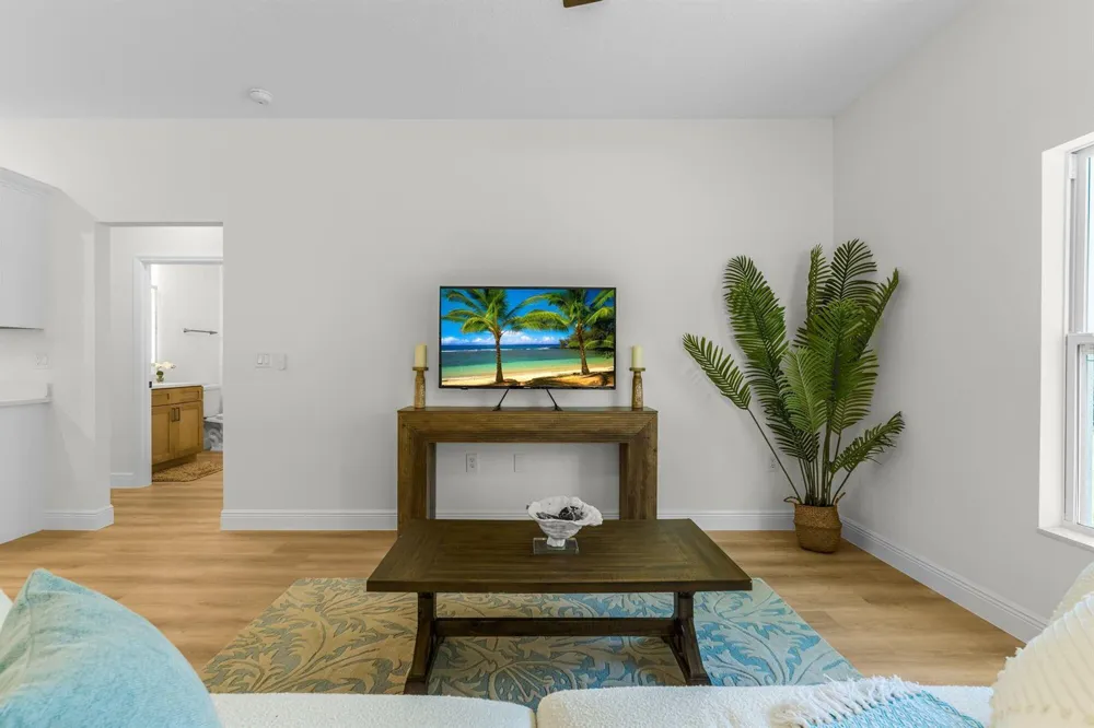 8125 104TH AVENUE Vero Beach, FL 32967