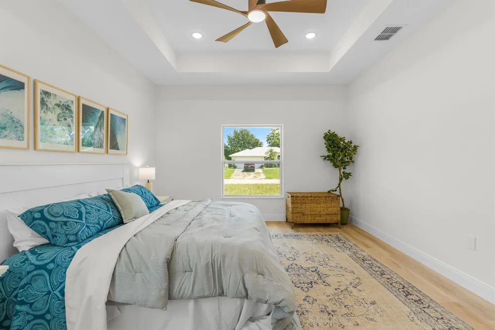 8125 104TH AVENUE Vero Beach, FL 32967