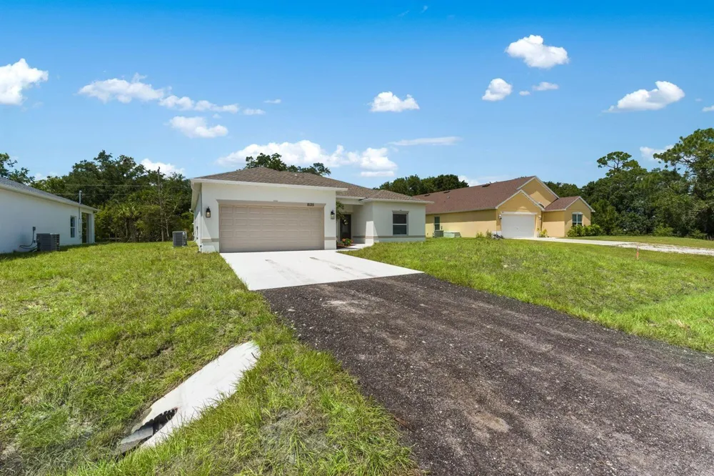 8125 104TH AVENUE Vero Beach, FL 32967