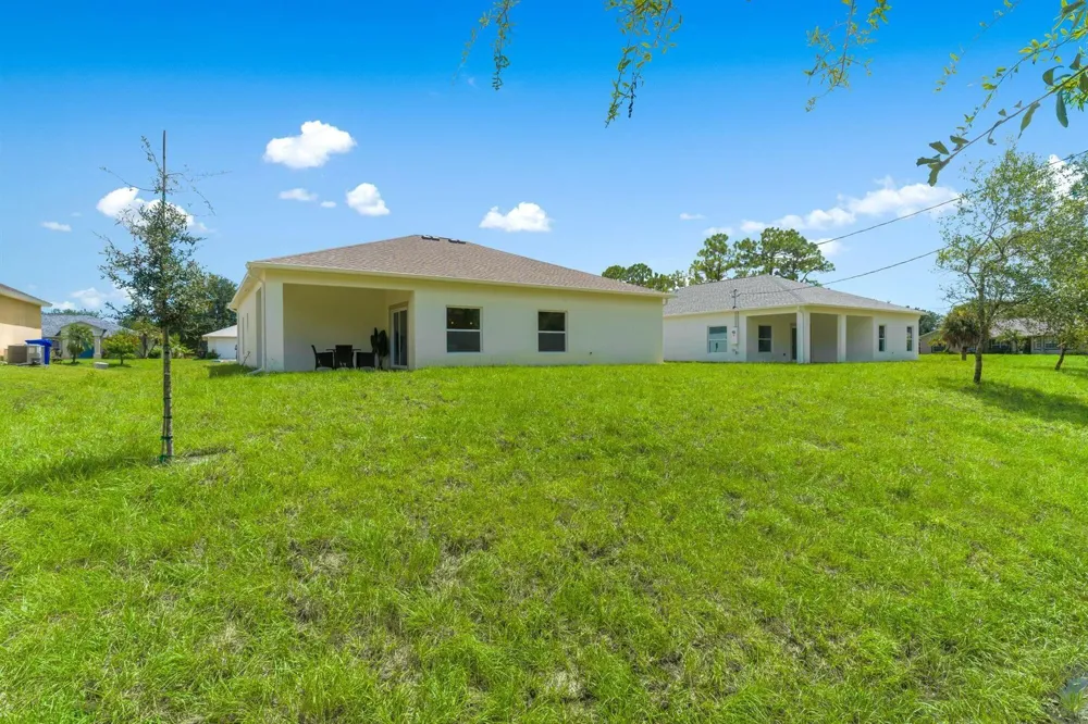 8125 104TH AVENUE Vero Beach, FL 32967