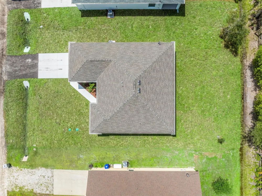 8125 104TH AVENUE Vero Beach, FL 32967