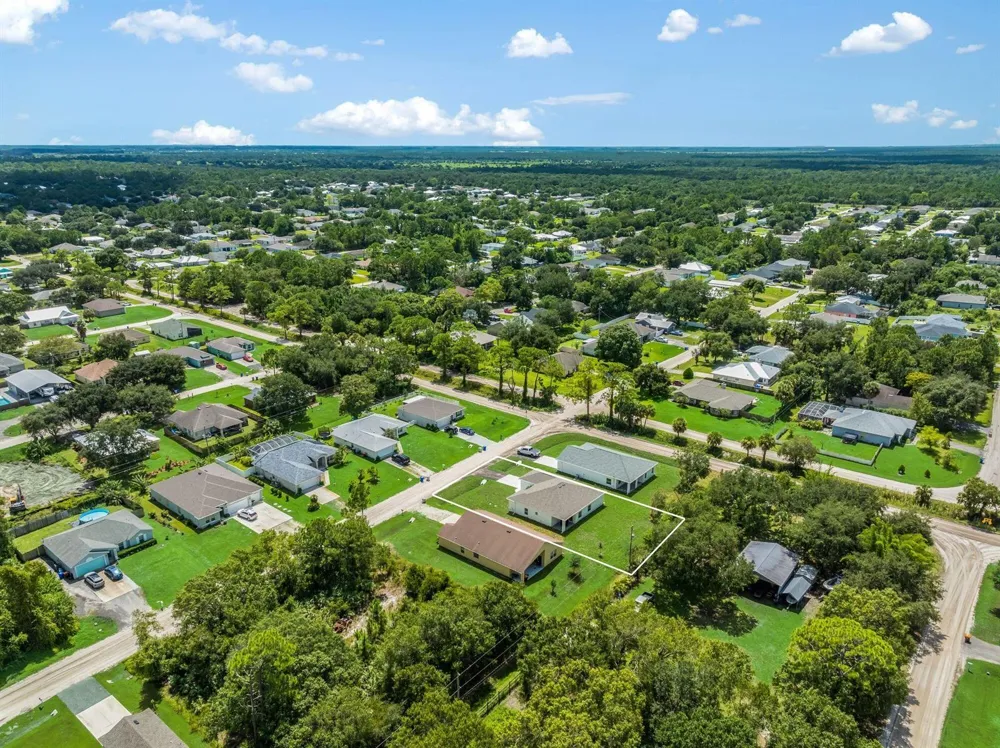 8125 104TH AVENUE Vero Beach, FL 32967