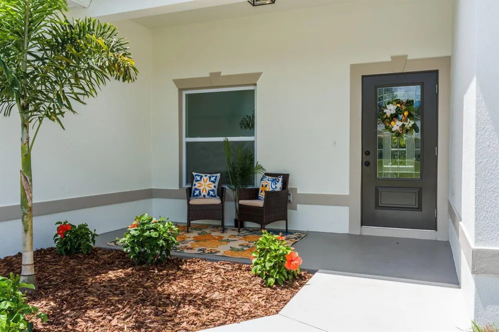 8125 104TH AVENUE Vero Beach, FL 32967