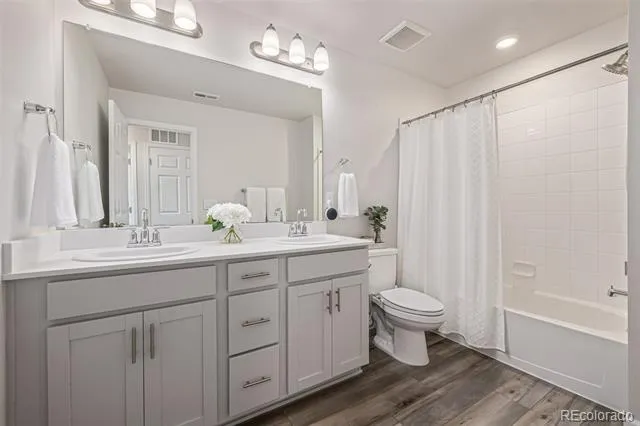 16586 Shoshone Place Broomfield, CO 80023