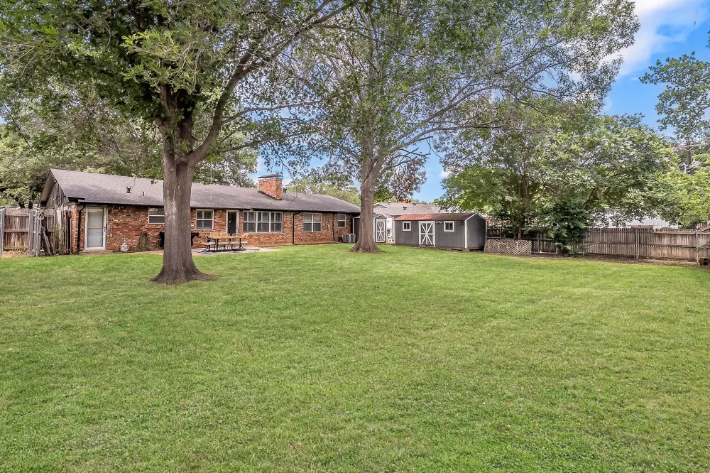 3513 Granada Drive Richland Hills, TX 76118