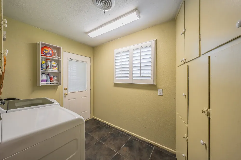 3513 Granada Drive Richland Hills, TX 76118