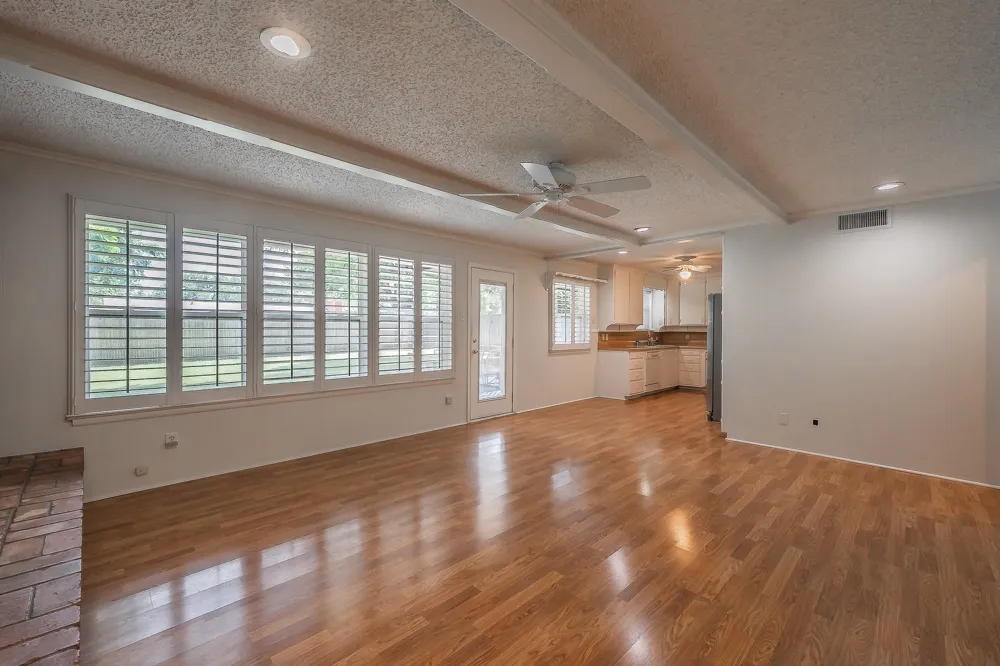3513 Granada Drive Richland Hills, TX 76118