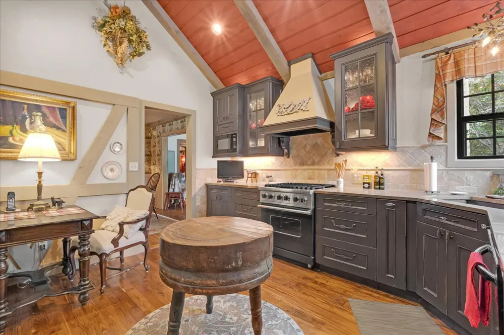 2327 Delaware Avenue Tulsa, OK 74114
