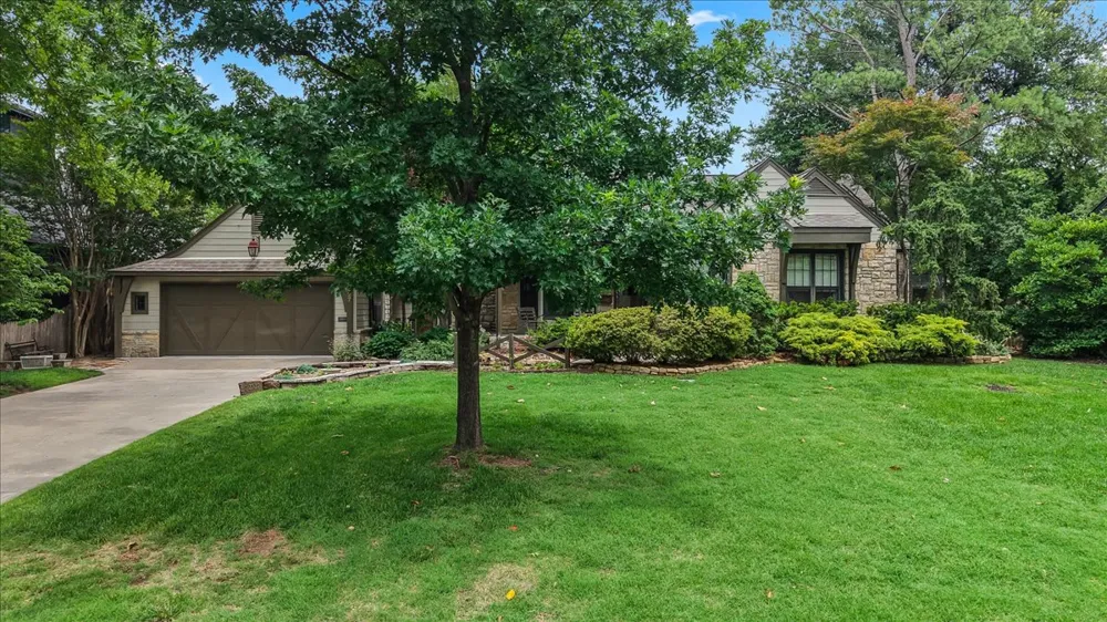 2327 Delaware Avenue Tulsa, OK 74114