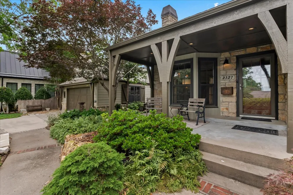 2327 Delaware Avenue Tulsa, OK 74114