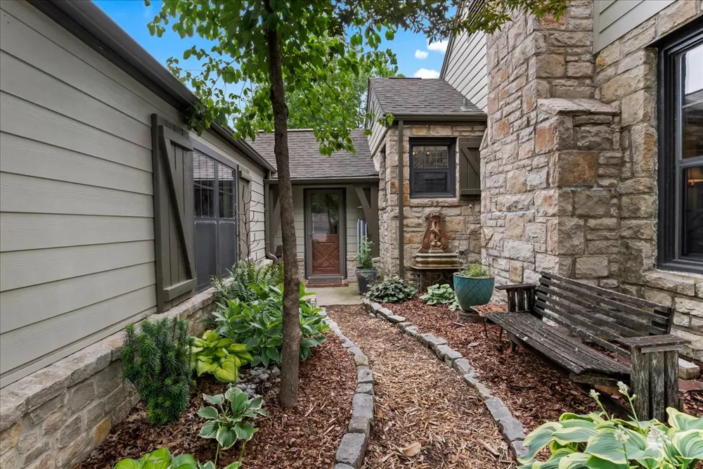 2327 Delaware Avenue Tulsa, OK 74114