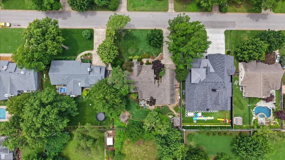 2327 Delaware Avenue Tulsa, OK 74114