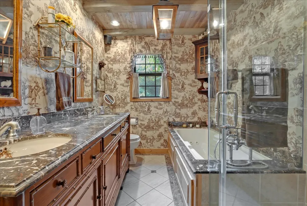2327 Delaware Avenue Tulsa, OK 74114