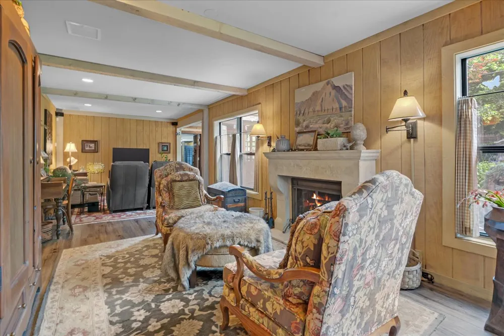 2327 Delaware Avenue Tulsa, OK 74114