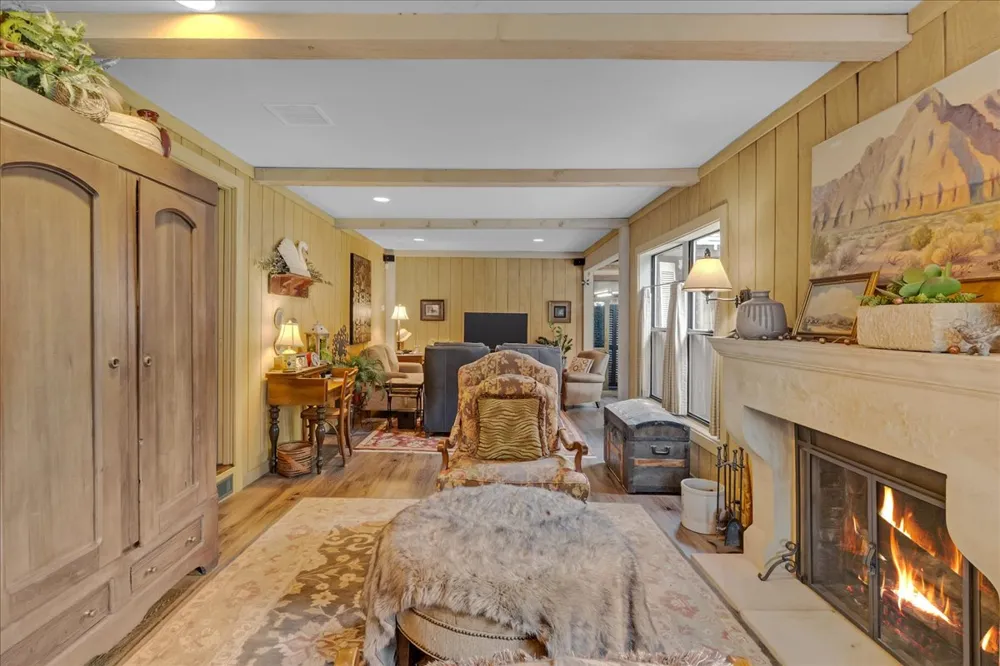 2327 Delaware Avenue Tulsa, OK 74114