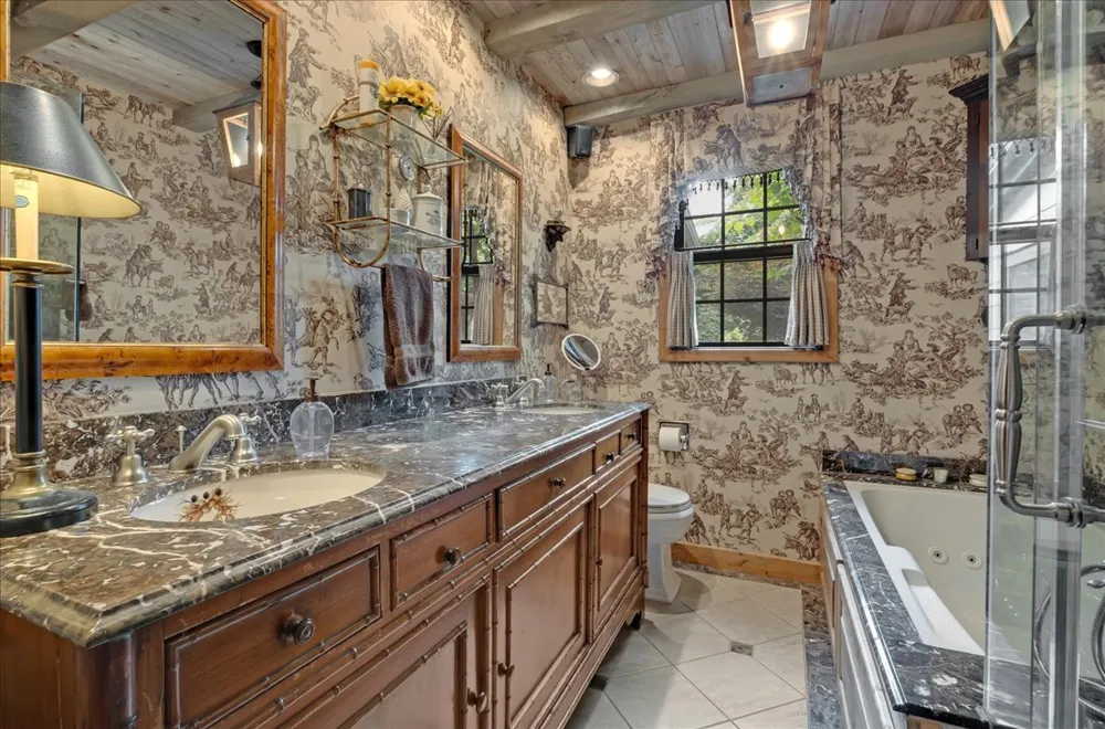 2327 Delaware Avenue Tulsa, OK 74114
