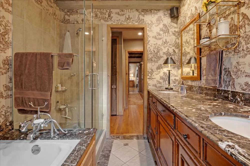 2327 Delaware Avenue Tulsa, OK 74114