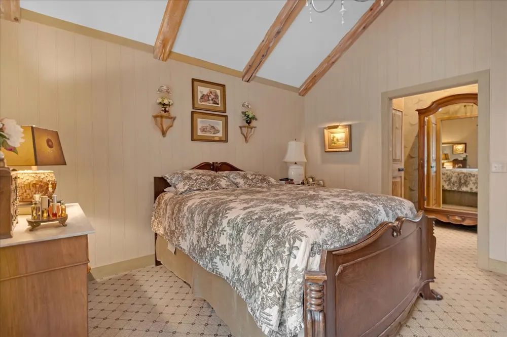 2327 Delaware Avenue Tulsa, OK 74114