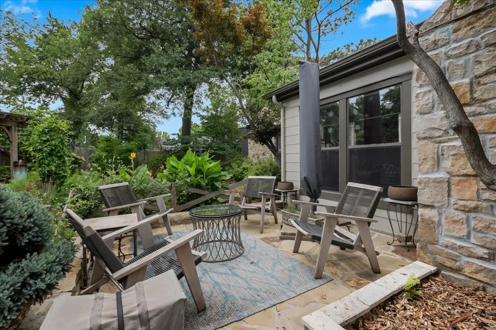 2327 Delaware Avenue Tulsa, OK 74114