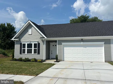 372 BAKER DRIVE