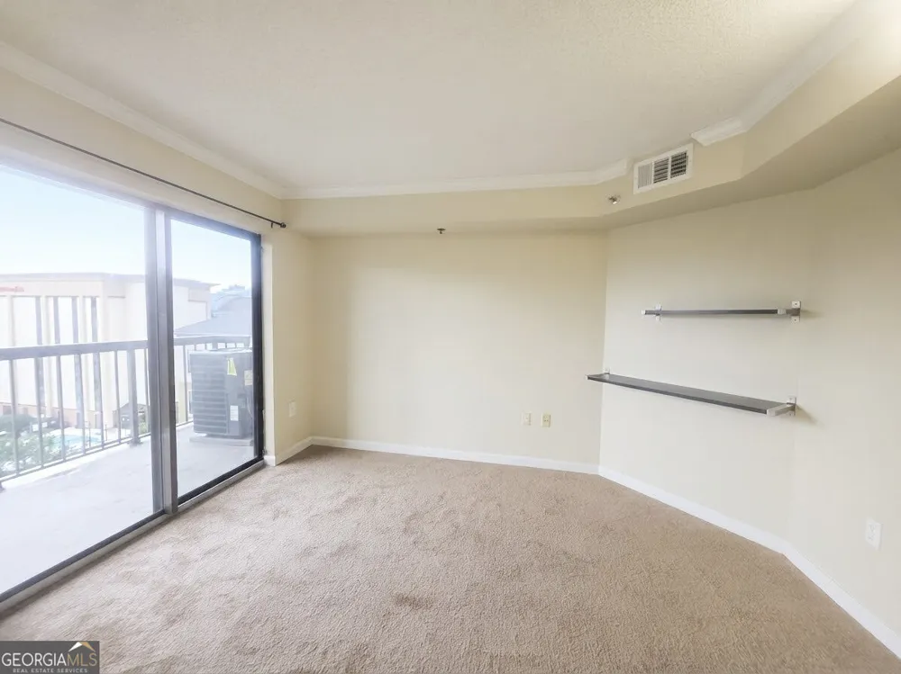 795 Hammond DR Sandy Springs, GA 30328