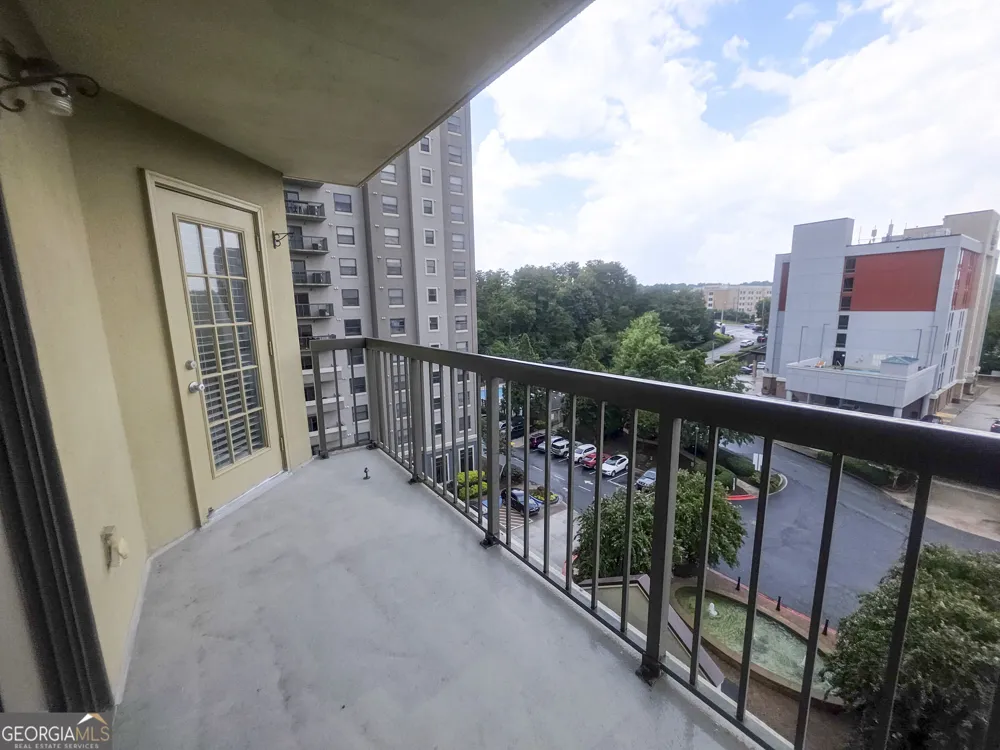 795 Hammond DR Sandy Springs, GA 30328