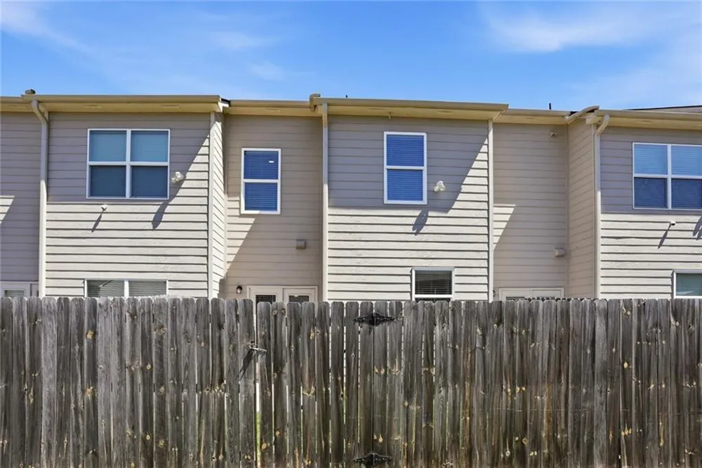 6449 Scudders Drive Lithonia, GA 30058