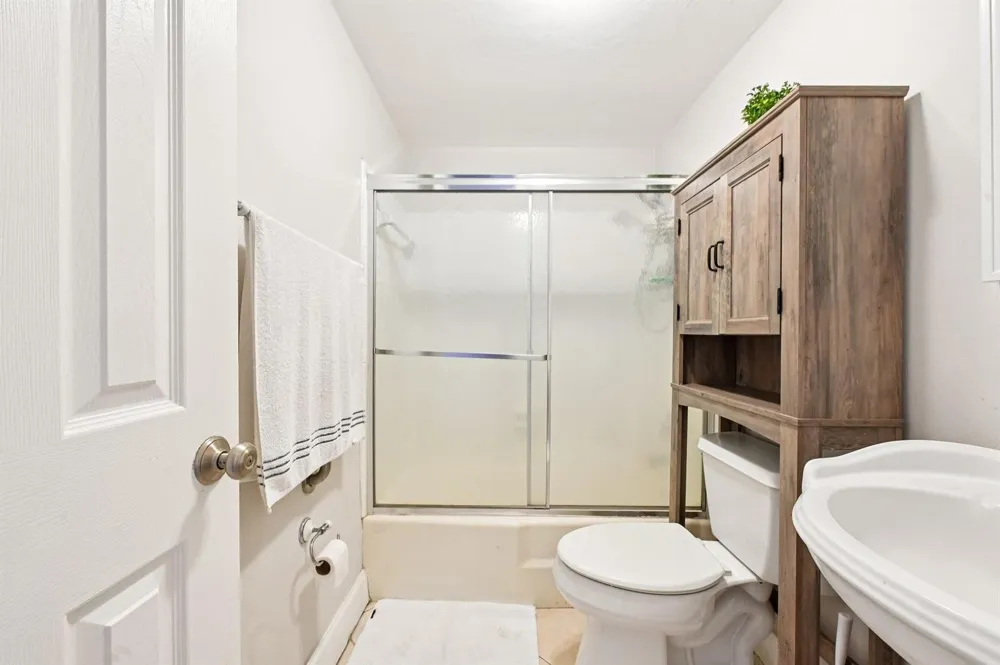 1424 Holly Heights Drive #1 Fort Lauderdale, FL 33304