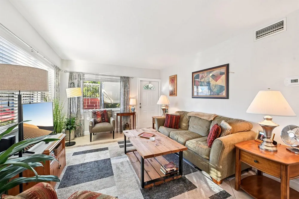 1424 Holly Heights Drive #1 Fort Lauderdale, FL 33304