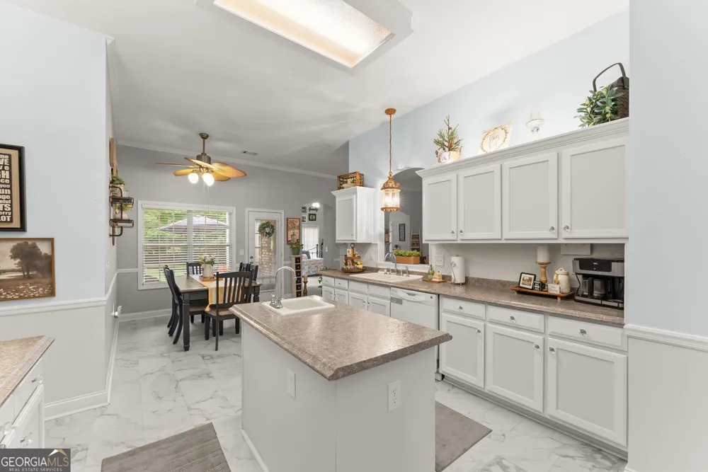 227 Still Water LN Jefferson, GA 30549