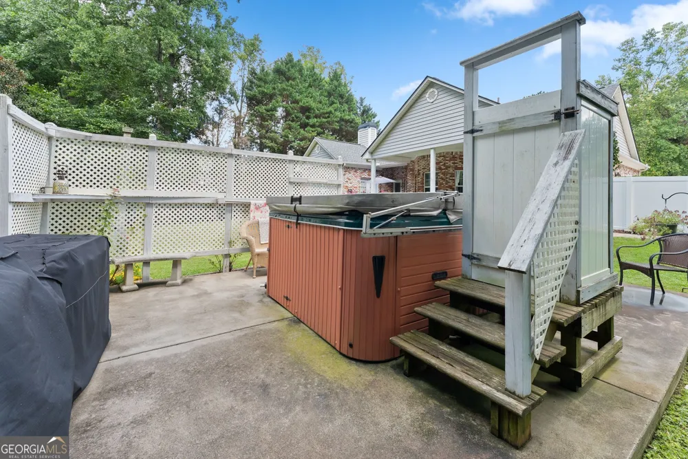 227 Still Water LN Jefferson, GA 30549