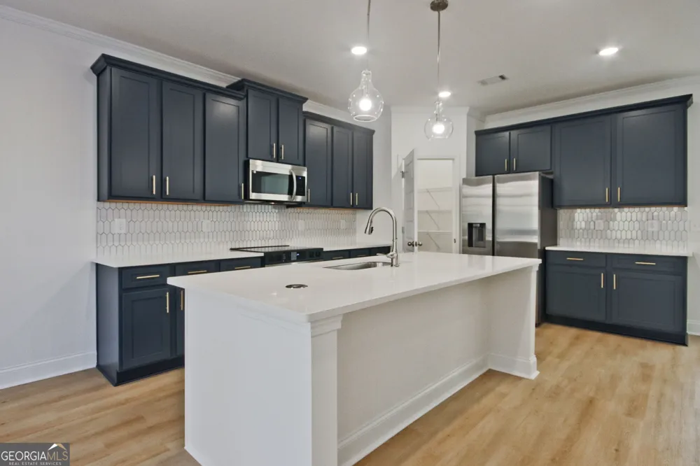 5592 Keswick DR Flowery Branch, GA 30542