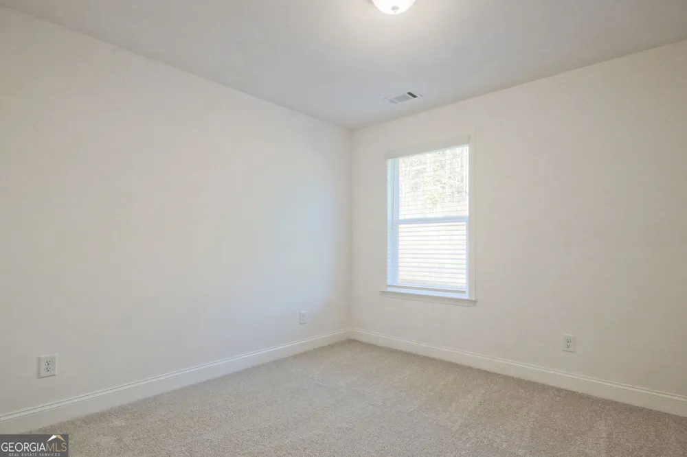 5592 Keswick DR Flowery Branch, GA 30542