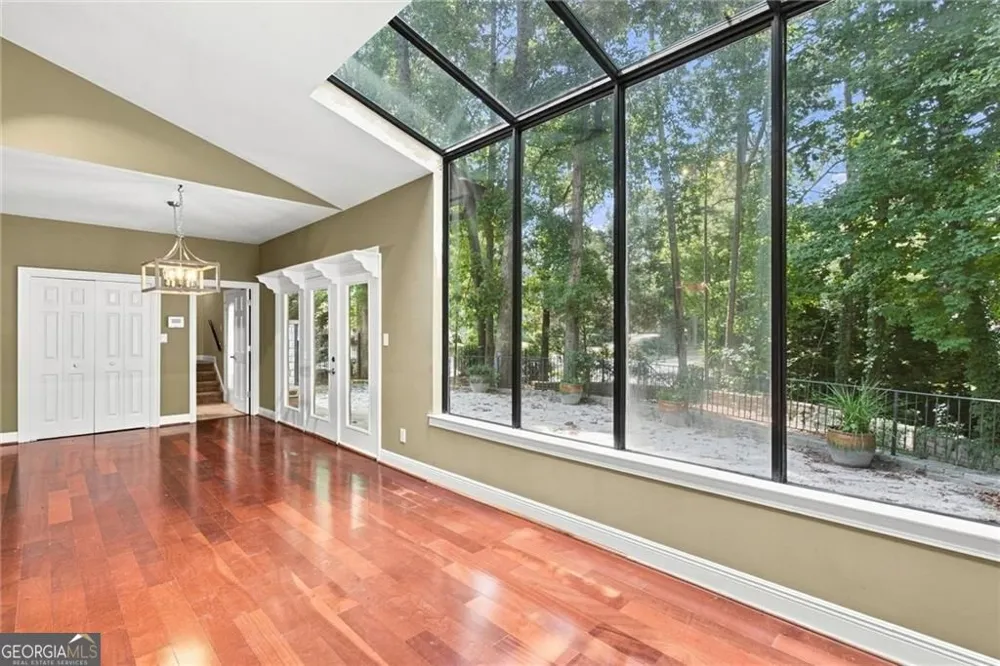12110 Willow Run RD Roswell, GA 30075