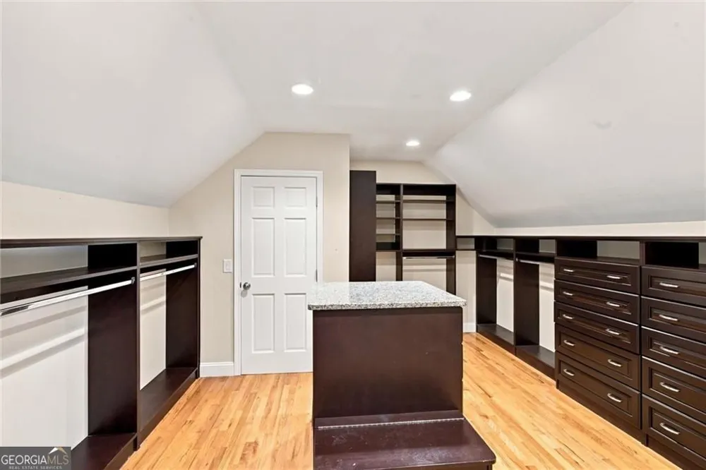 12110 Willow Run RD Roswell, GA 30075