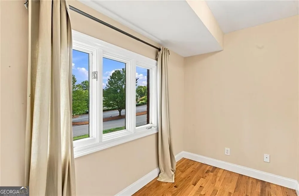 12110 Willow Run RD Roswell, GA 30075