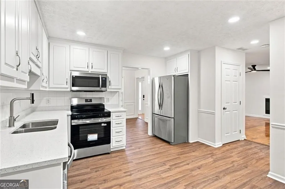 3241 Victoria Place DR Loganville, GA 30052