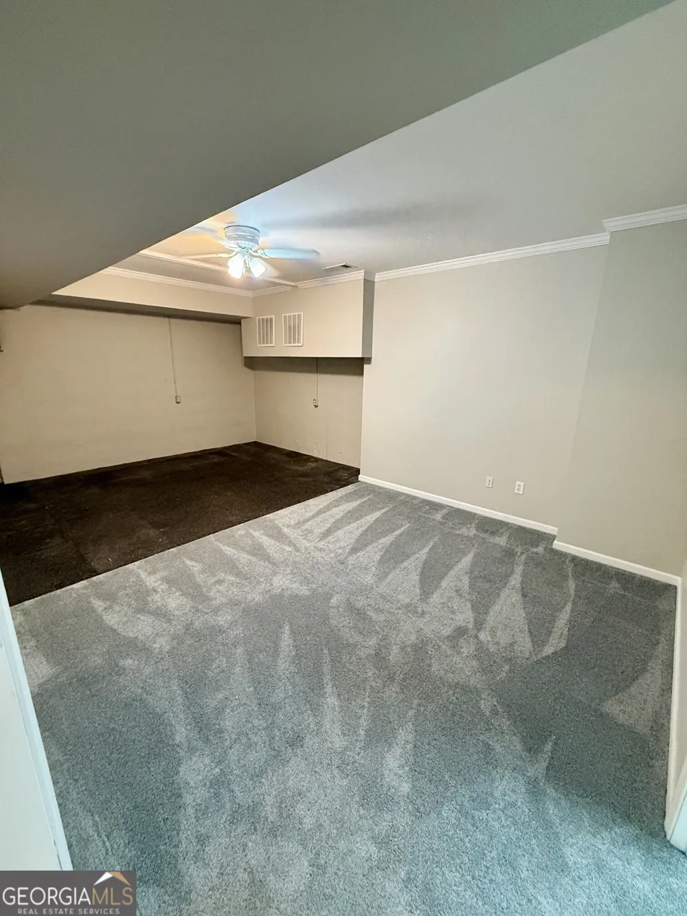 703 Waveland DR Woodstock, GA 30189