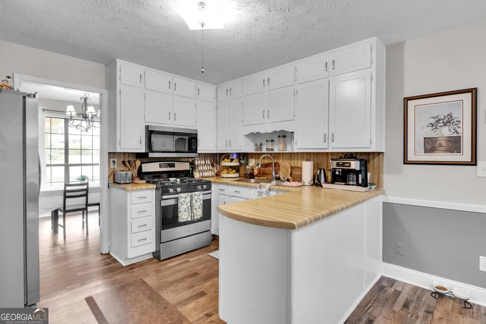 2160 Rocky Mill DR Lawrenceville, GA 30044