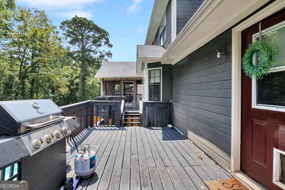 2160 Rocky Mill DR Lawrenceville, GA 30044